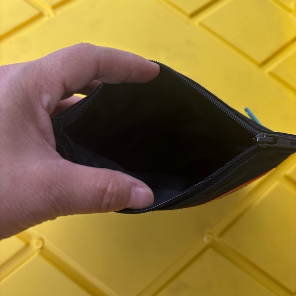 Baggallini Orange and Pink Key Card Holder Durable Nylon - Picture 5 of 5